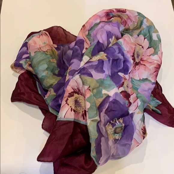 Scarf - Picture 1 of 1